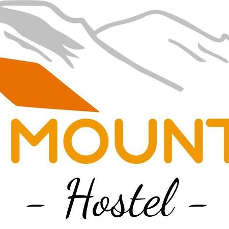 Big Mountain Hostel Уарас Екстериор снимка
